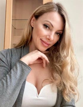 Russian Women In Europe Member Profile - Elena's Models